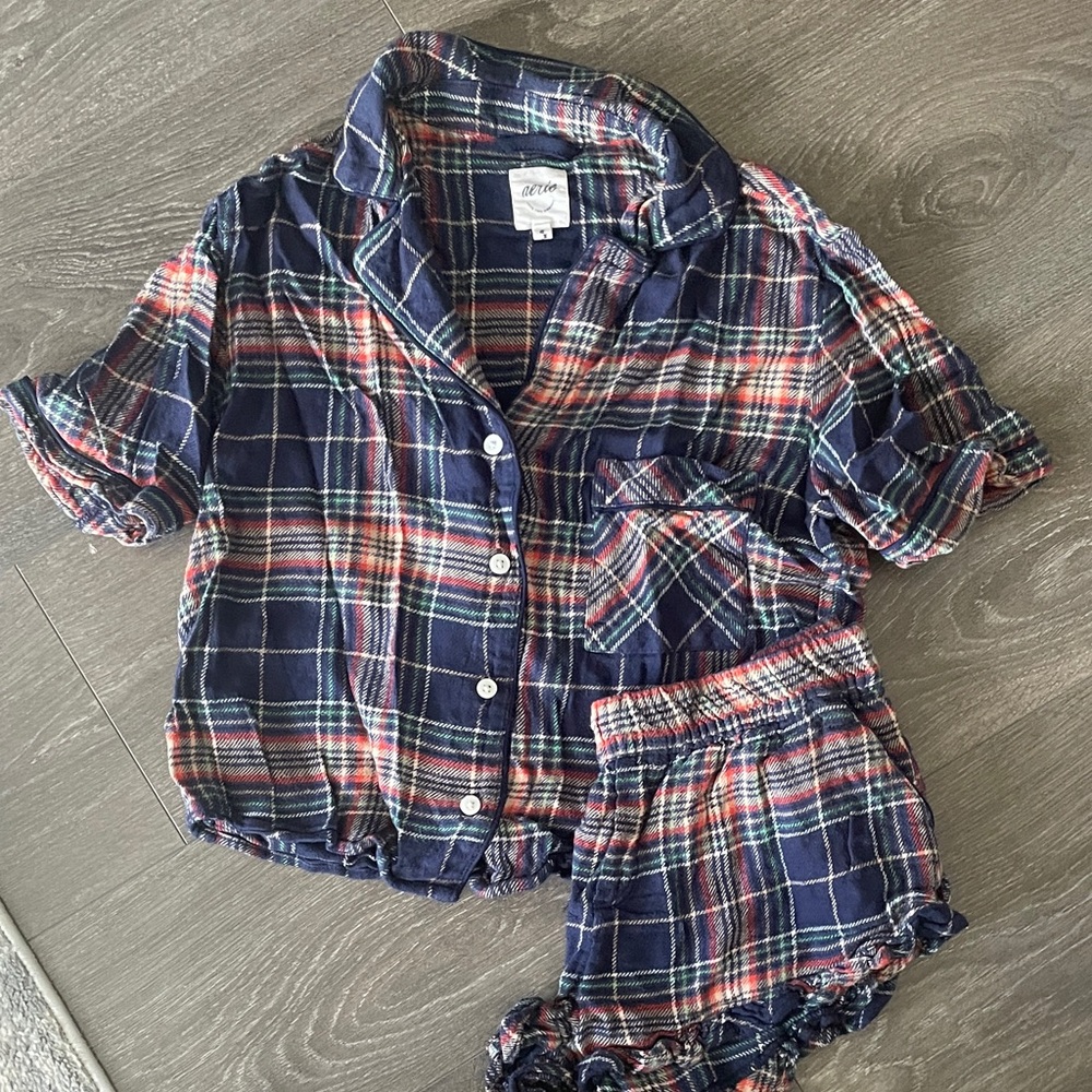 aerie Navy and Red Plaid Short Pajama Set